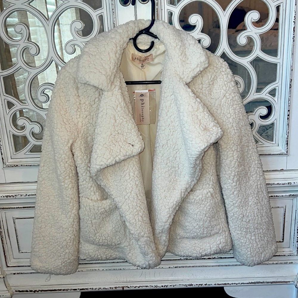 Cross over one button Sherpa